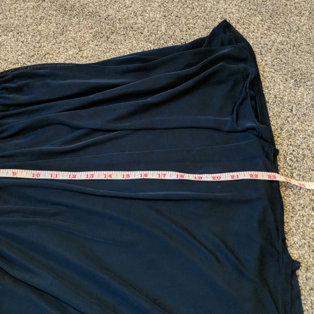 Dress - Picture 5 of 6